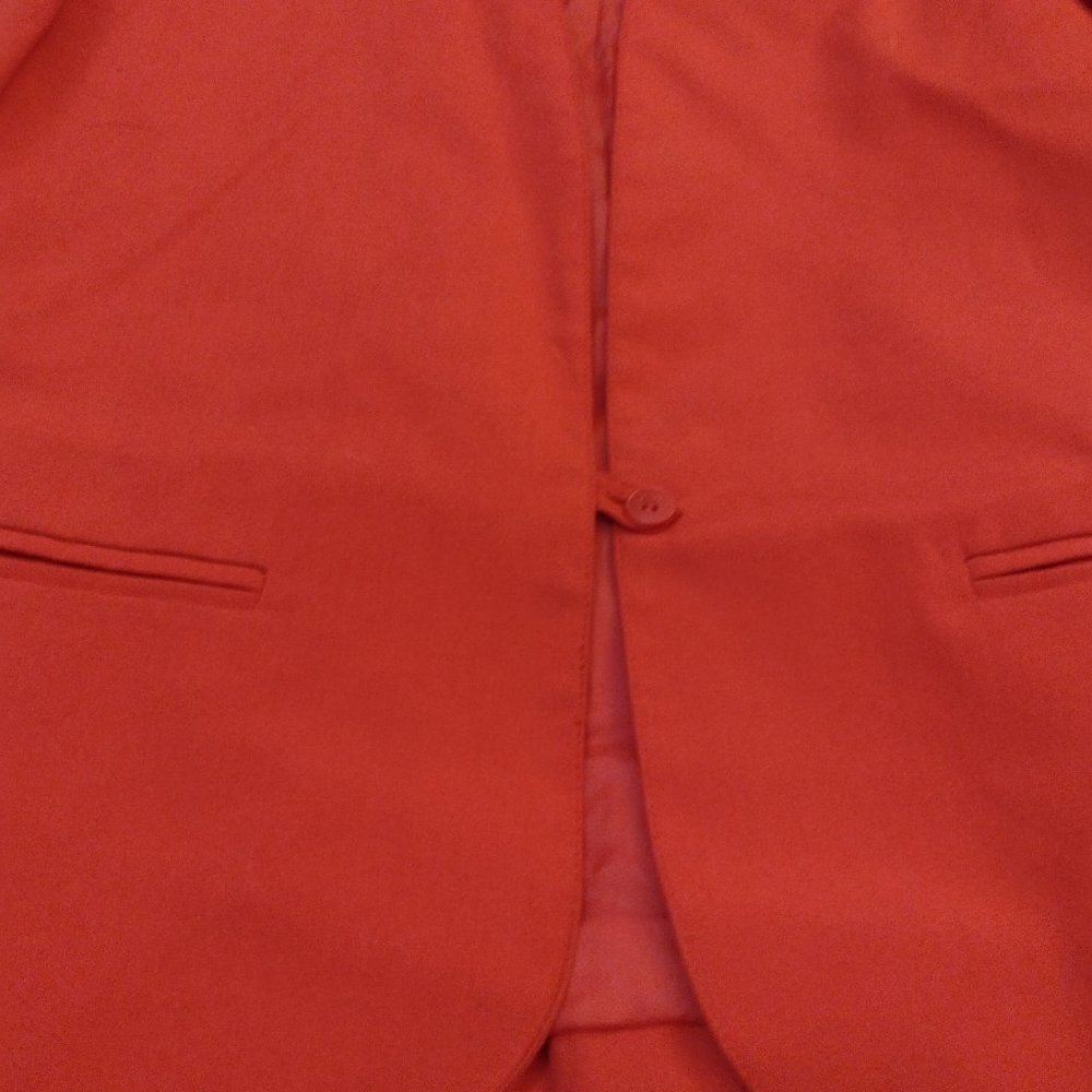 Pretty Suit - Picture 3 of 11